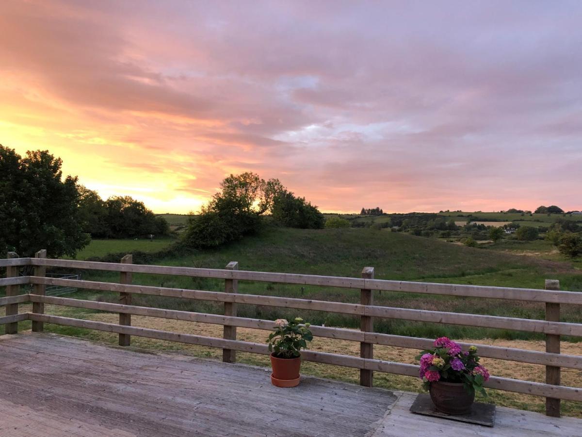 バリーハウニスRural Retreat Near Knockアパートメント エクステリア 写真