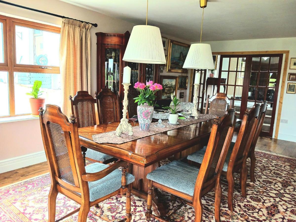 バリーハウニスRural Retreat Near Knockアパートメント エクステリア 写真